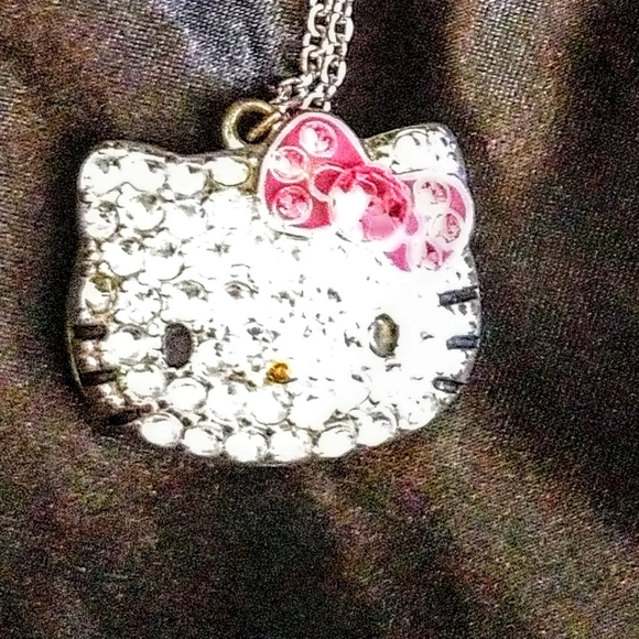 COPY - Hello Kitty necklace by Sanrio - Picture 3 of 3